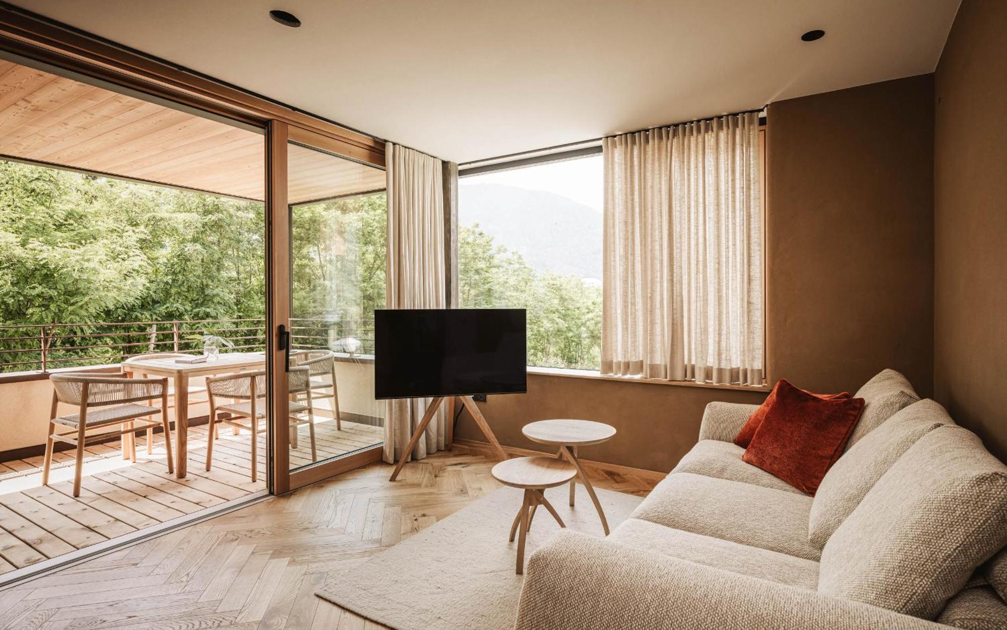 Milla Apartments Брессаноне Экстерьер фото