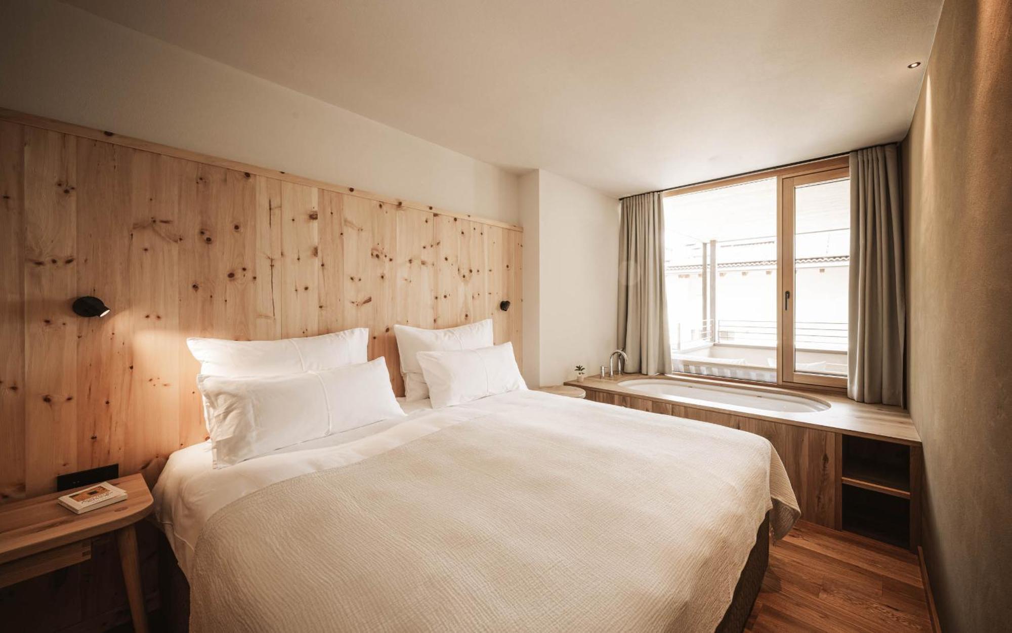 Milla Apartments Брессаноне Экстерьер фото