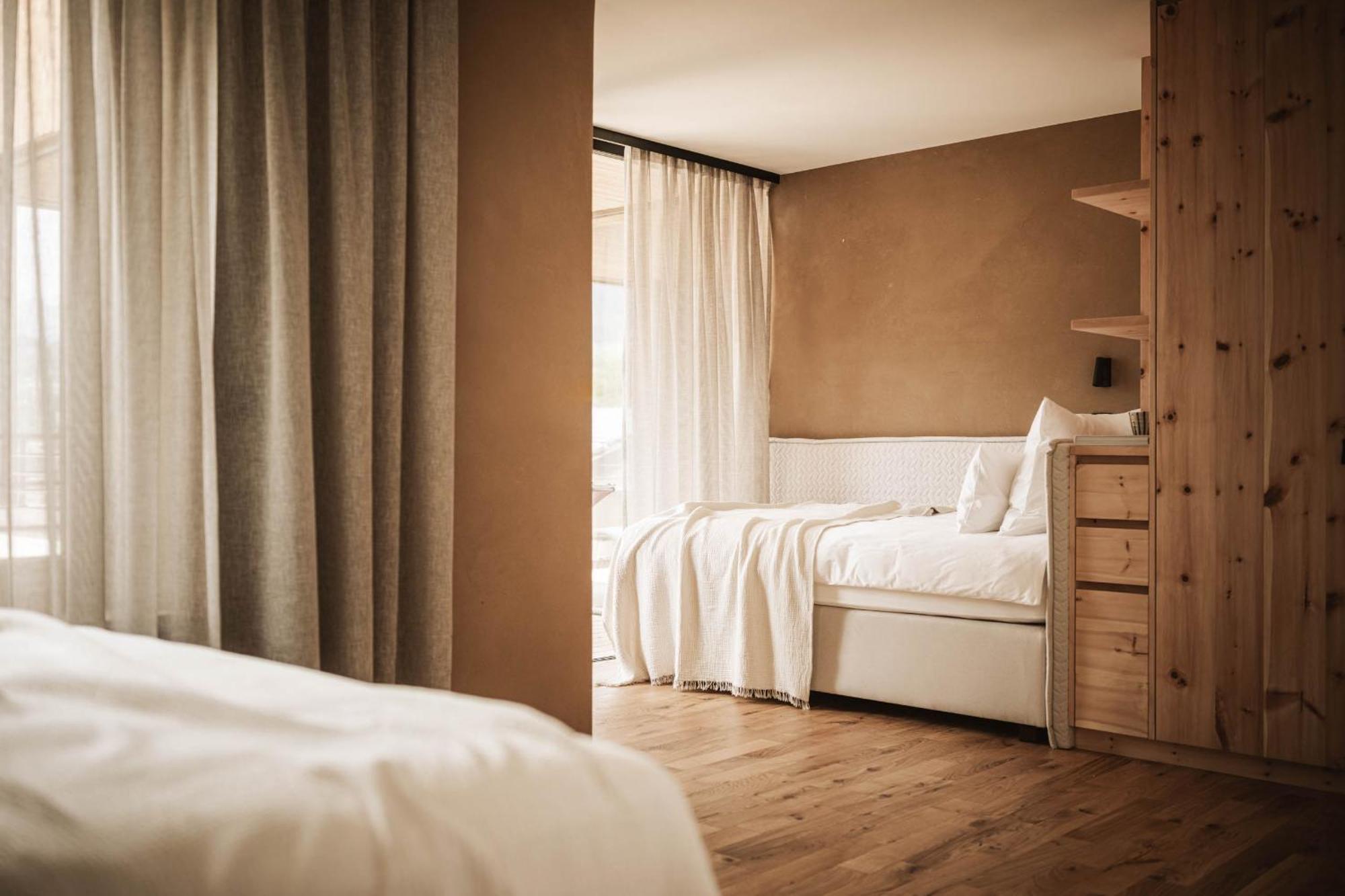 Milla Apartments Брессаноне Экстерьер фото